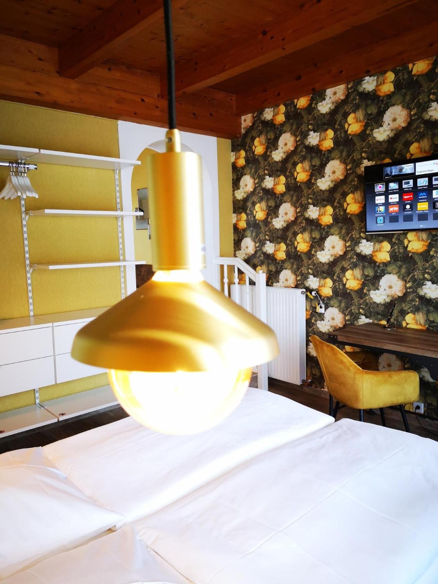 Aparthotel "Goldener Hahn Apartments" Bad Waltersdorf Exteriér fotografie